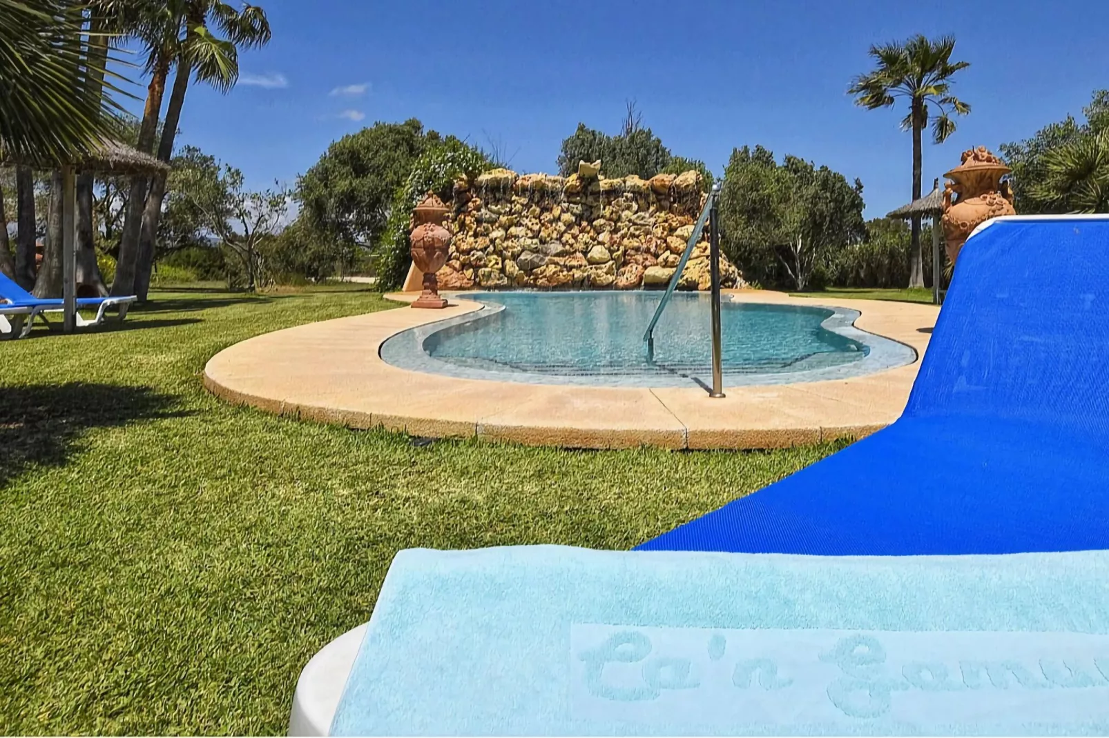 Gamundi-Pool