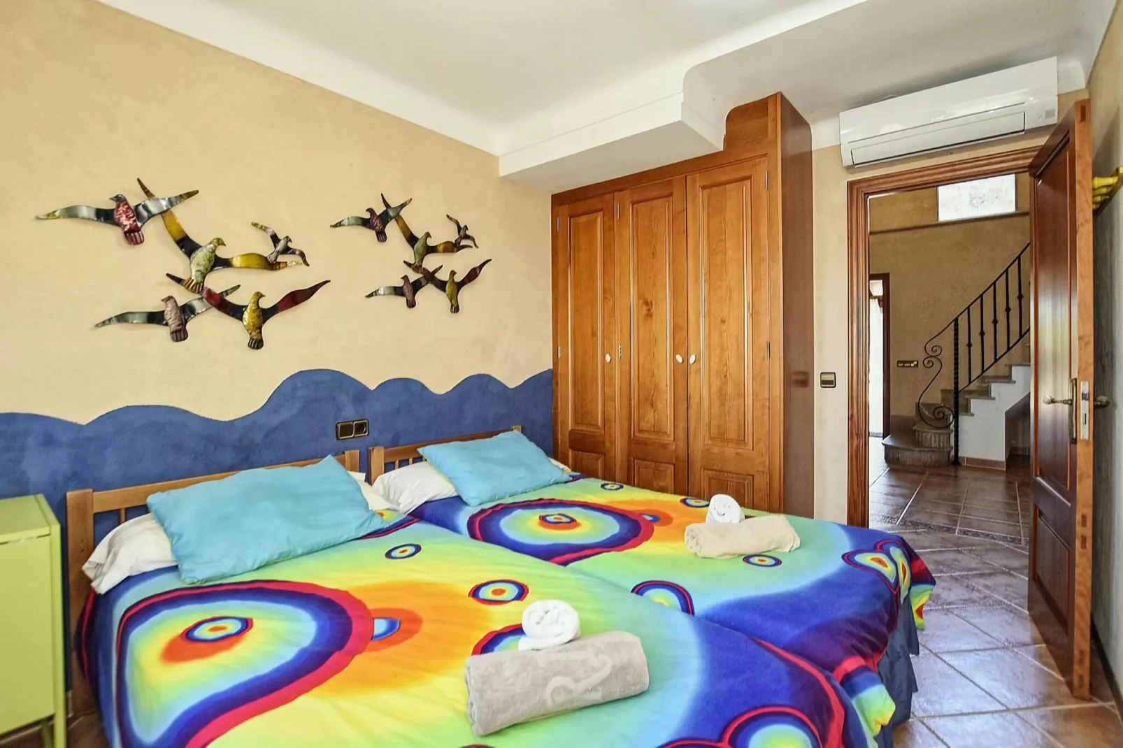 Gamundi-Bedroom