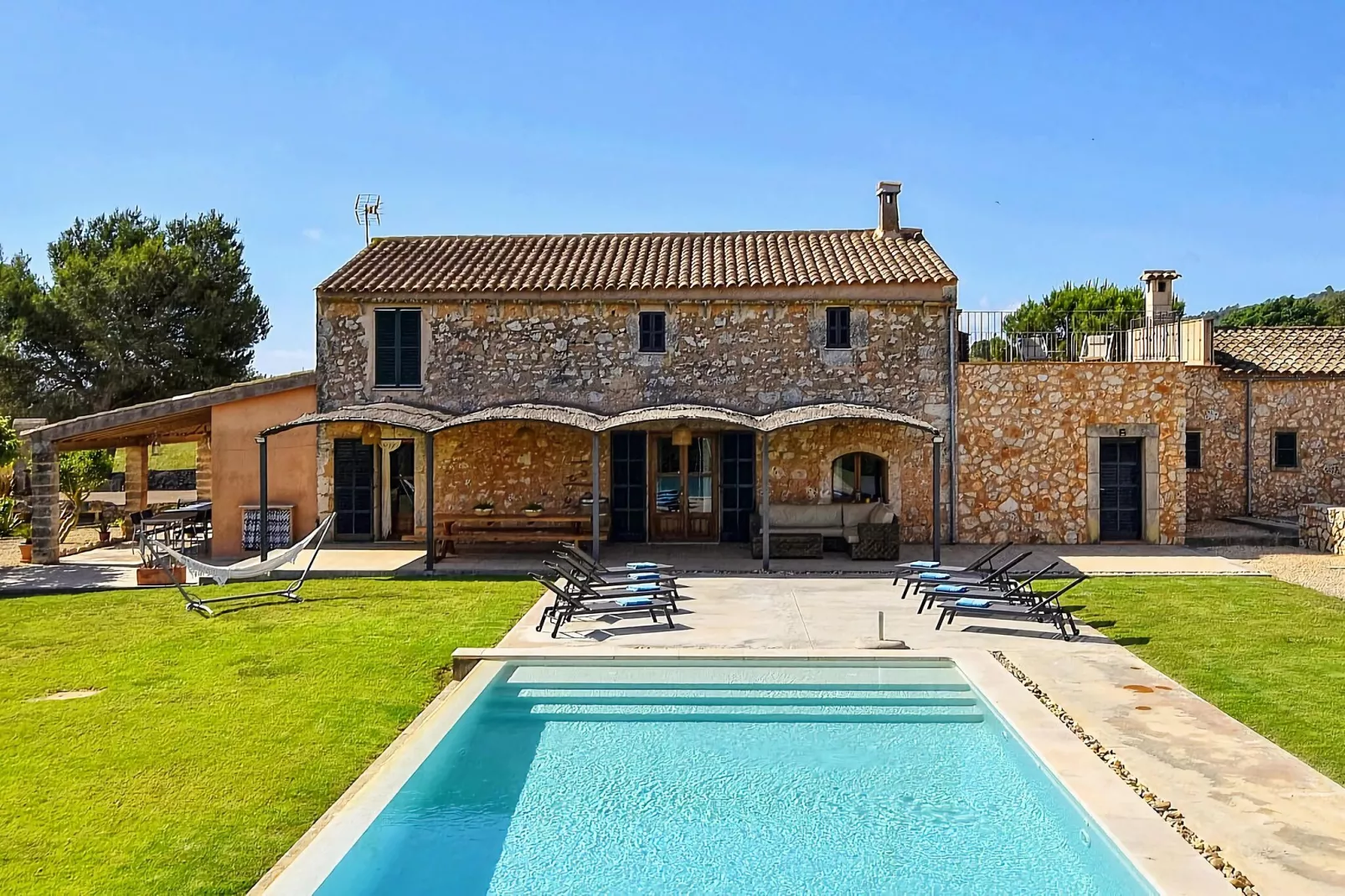 Casa Pleta-Exterior summer