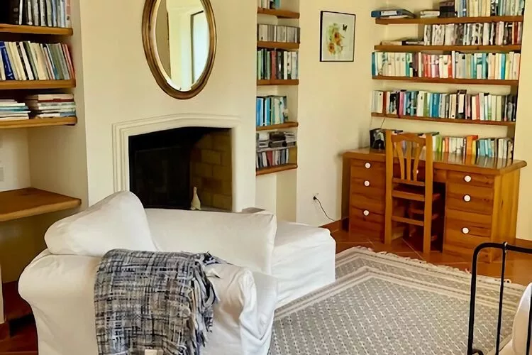 Casa Lourdes-Living room