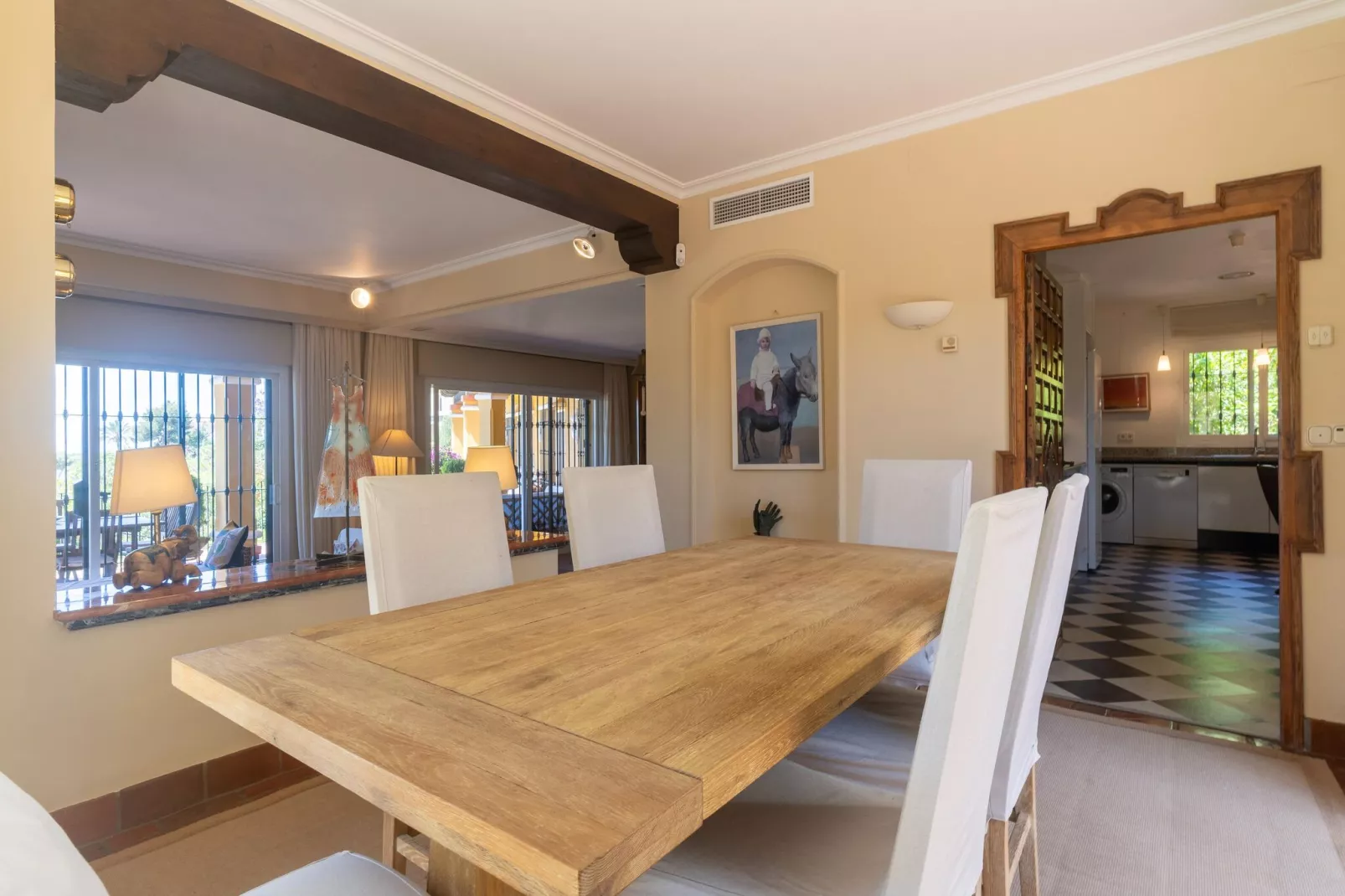 Casa Amarilla-Dining room