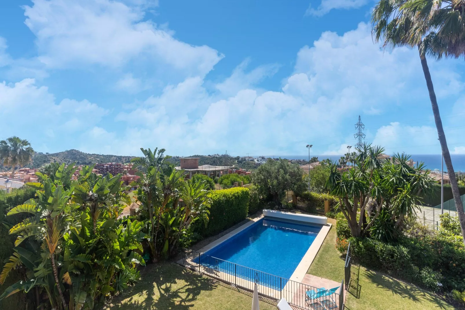 Casa Amarilla-View summer