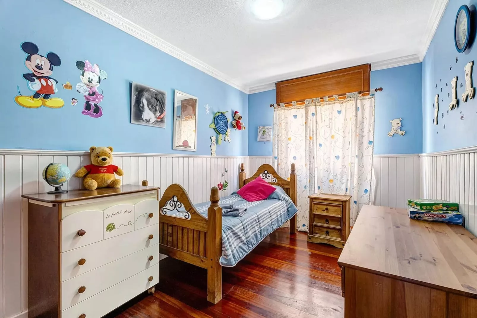 Radazul-Bedroom