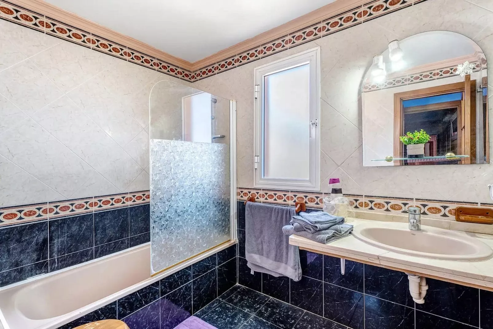 Radazul-Bathroom