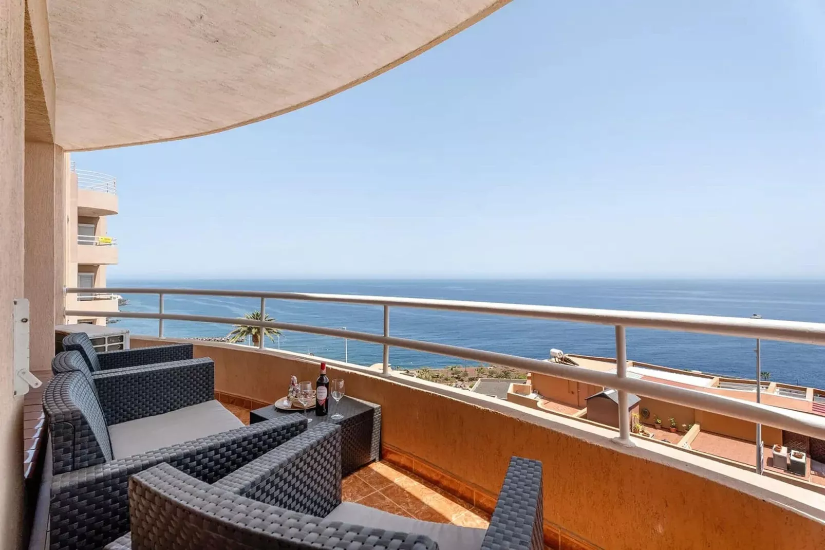 Radazul-Terrace balcony