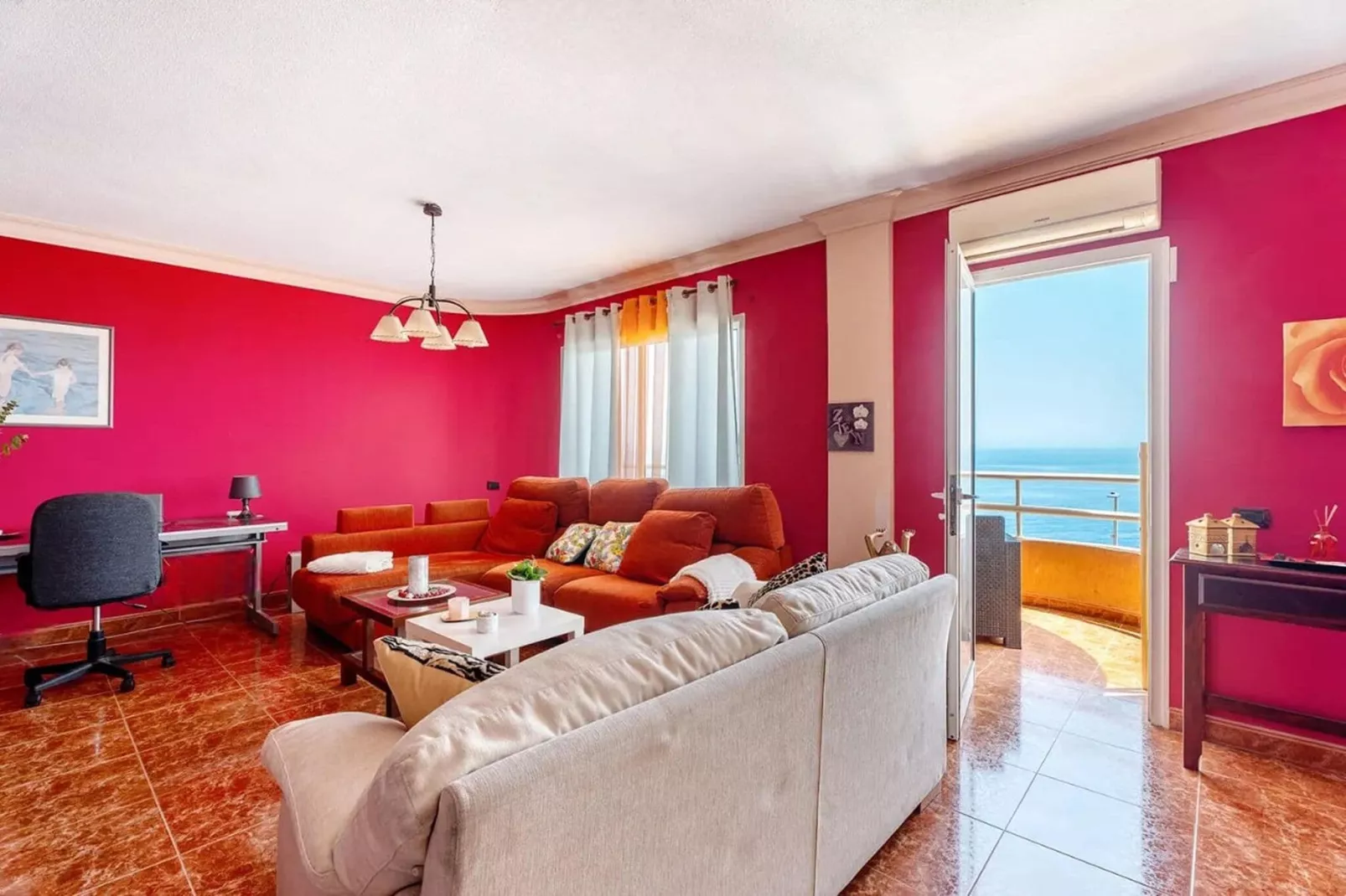 Radazul-Living room