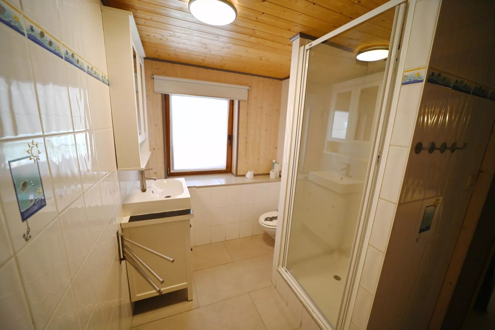 LE BERCAIL-Bathroom