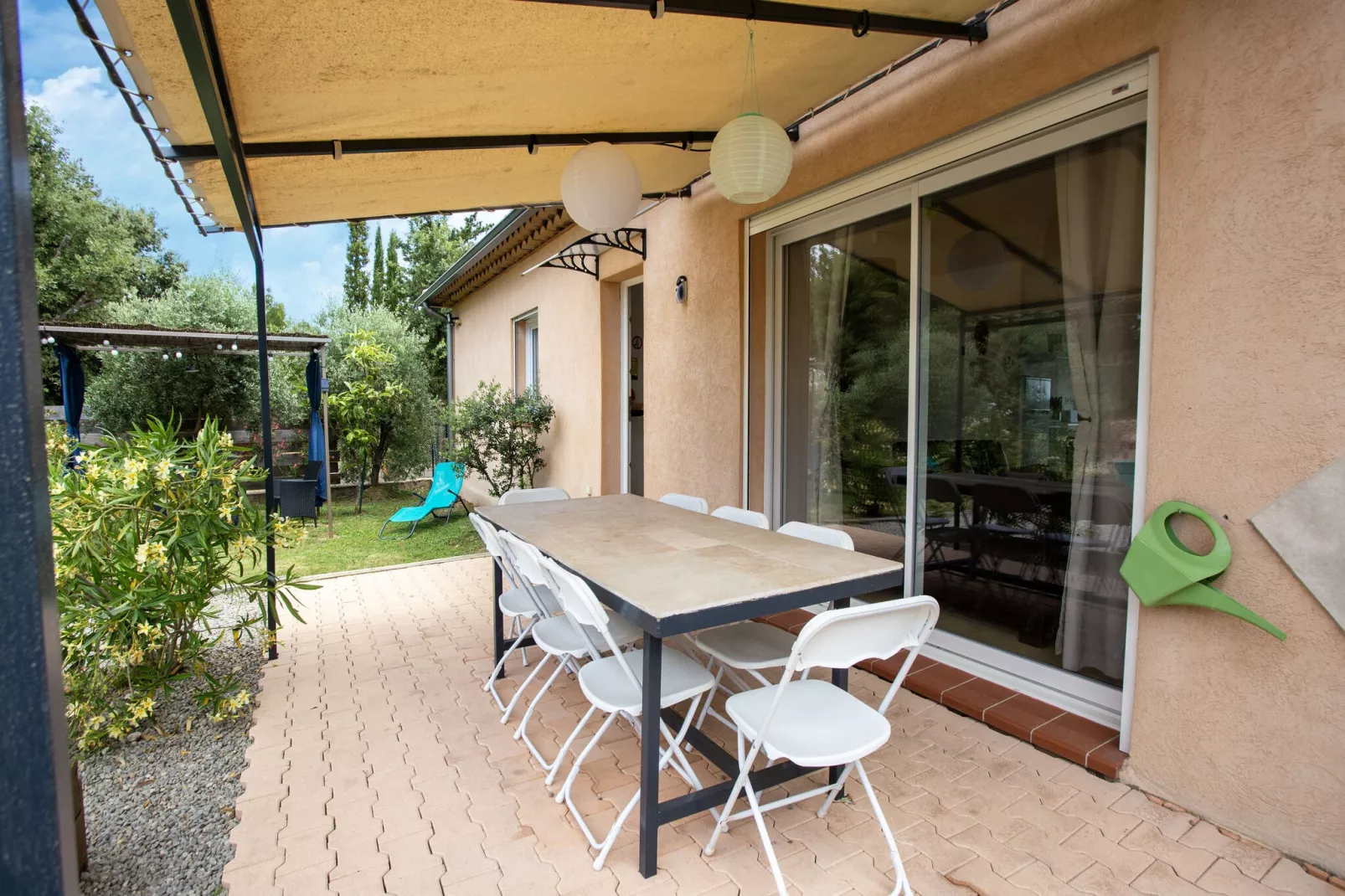 Les Lavandes-Terrace balcony
