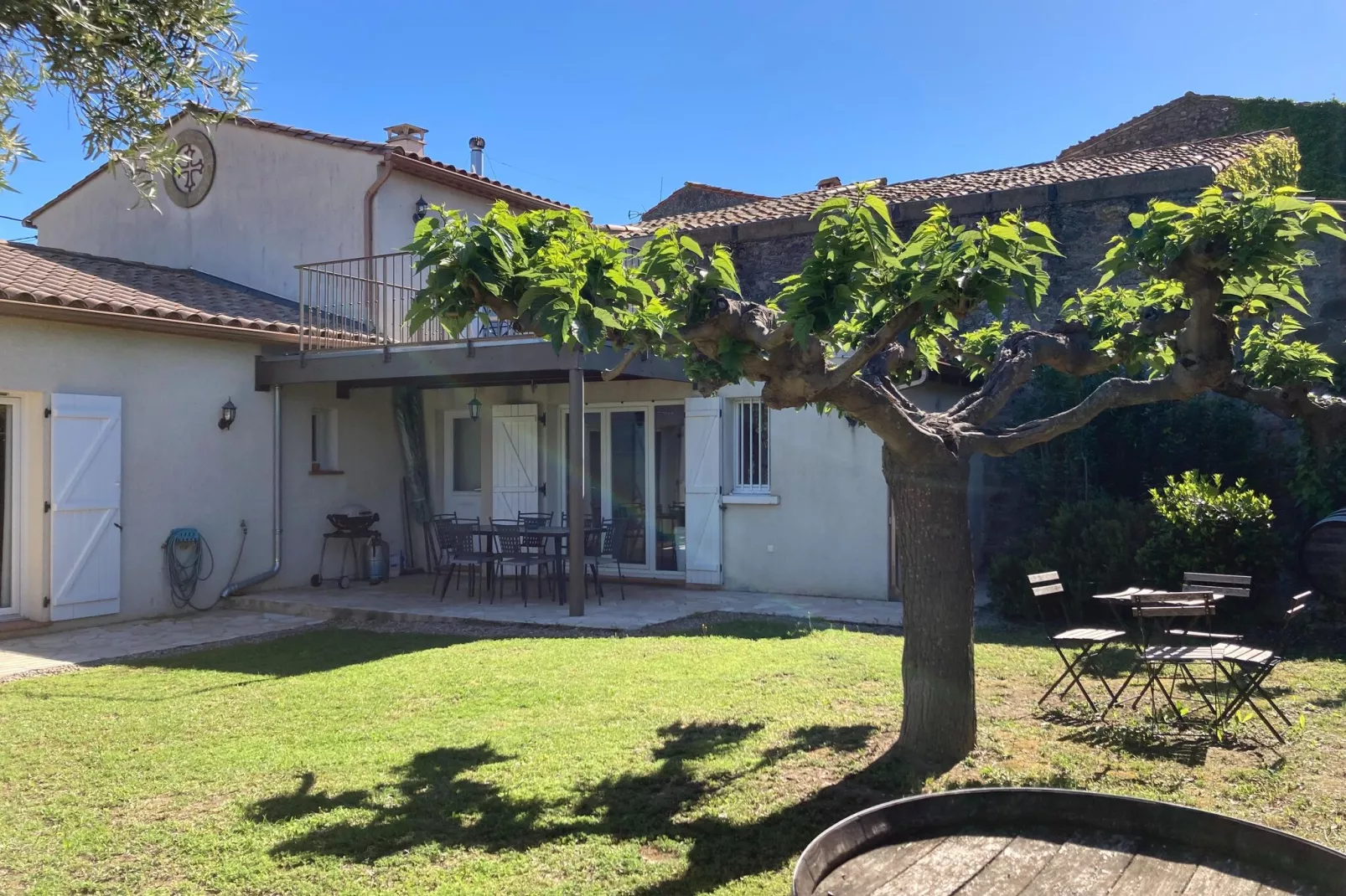 Mas de Montbrun-Exterior summer