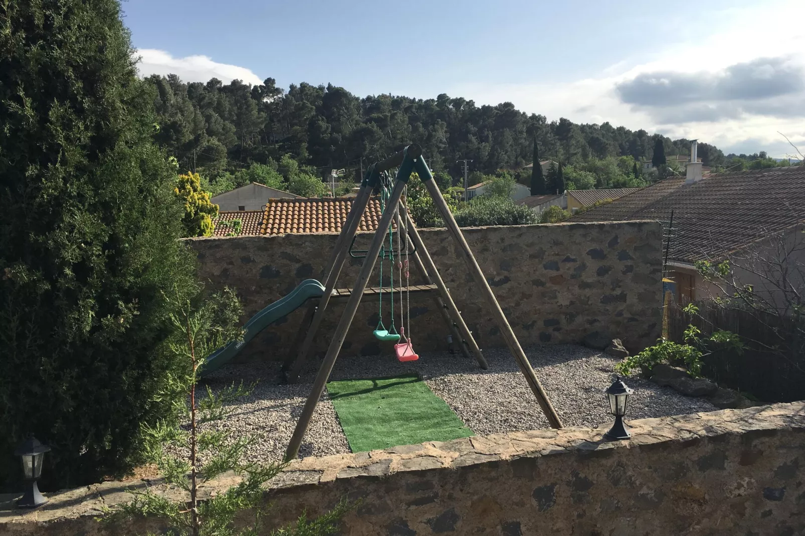 Mas de Montbrun-Gardens summer