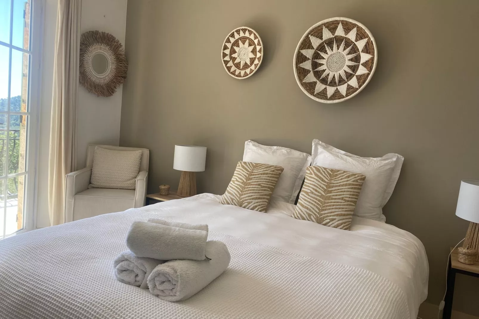 Roucaou-Bedroom