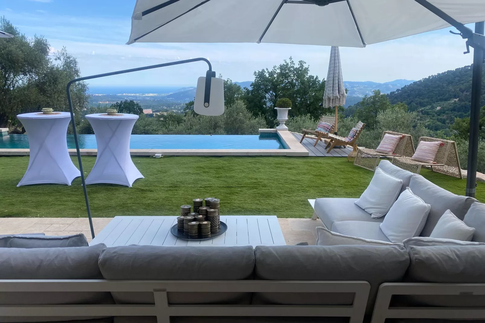 Roucaou-Gardens summer