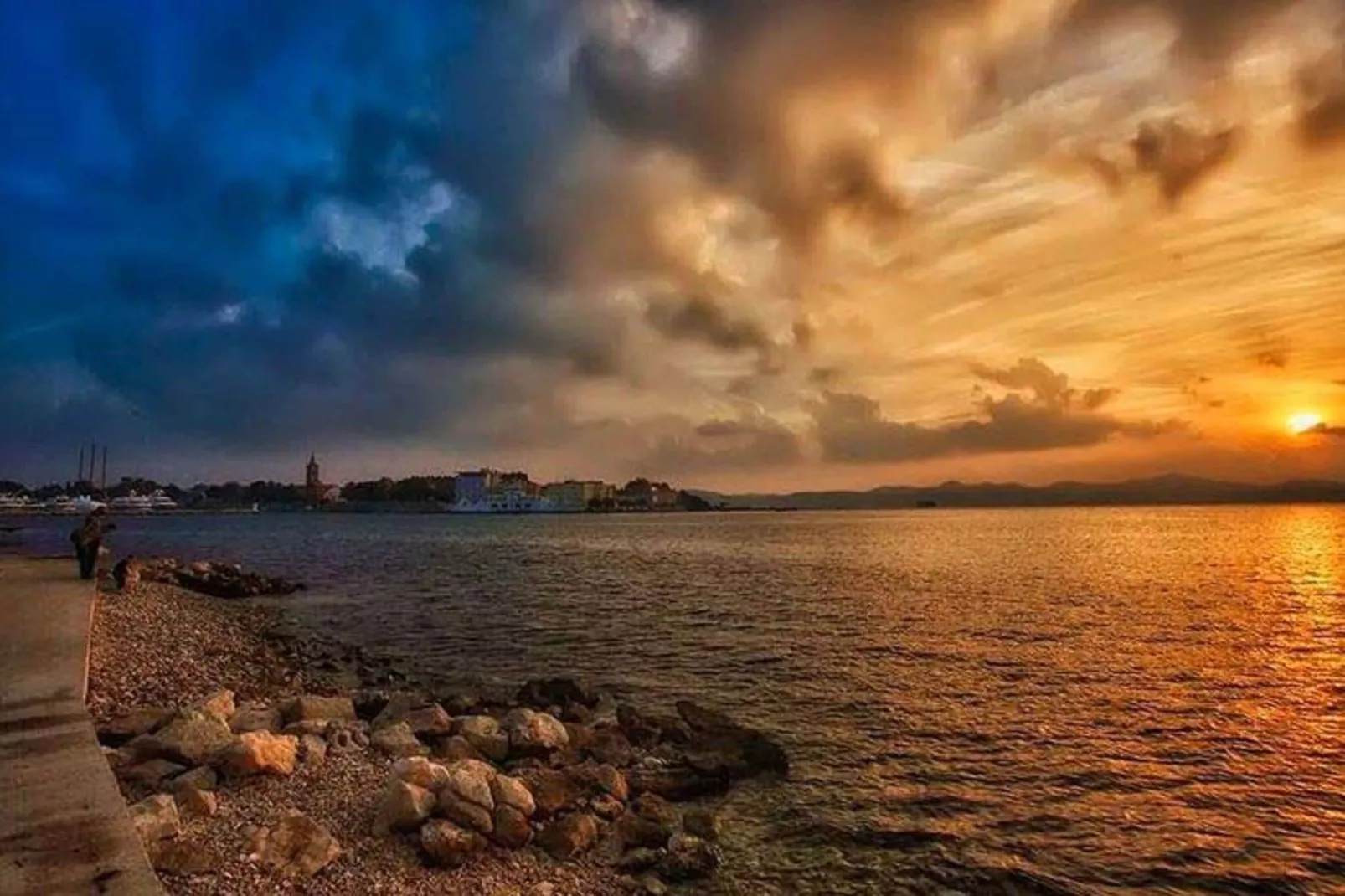 Mala Sirena - Strandhouse-Areas summer 5km