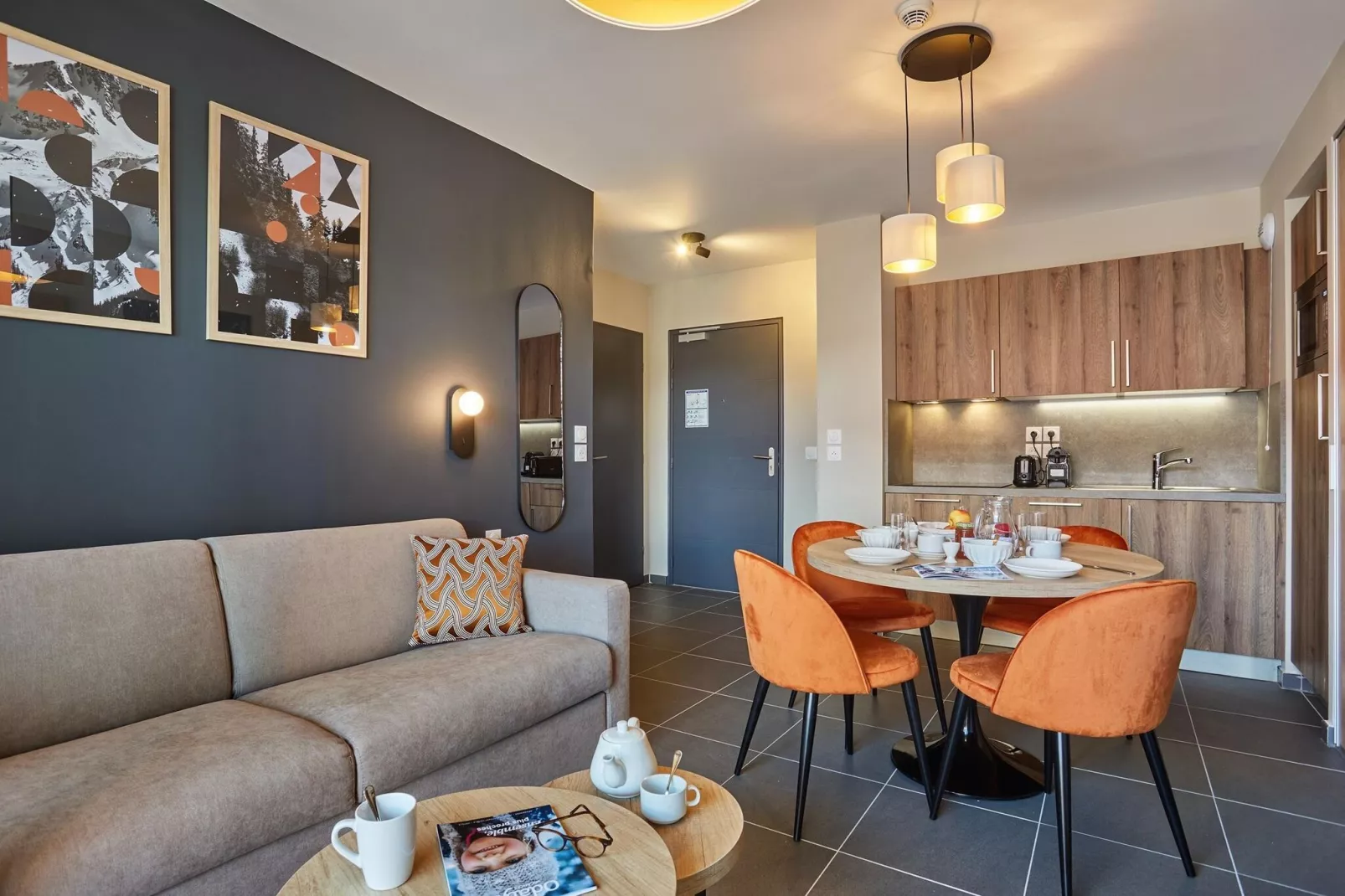 Le Mont d'Auron 3-Living room