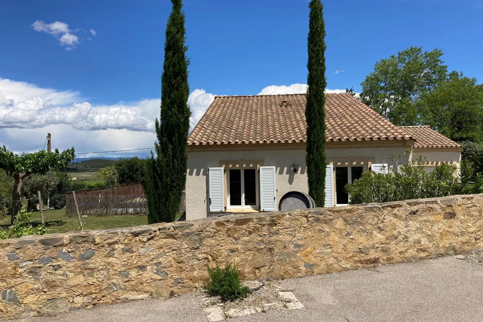 Villa Le Cabernet-Exterior summer