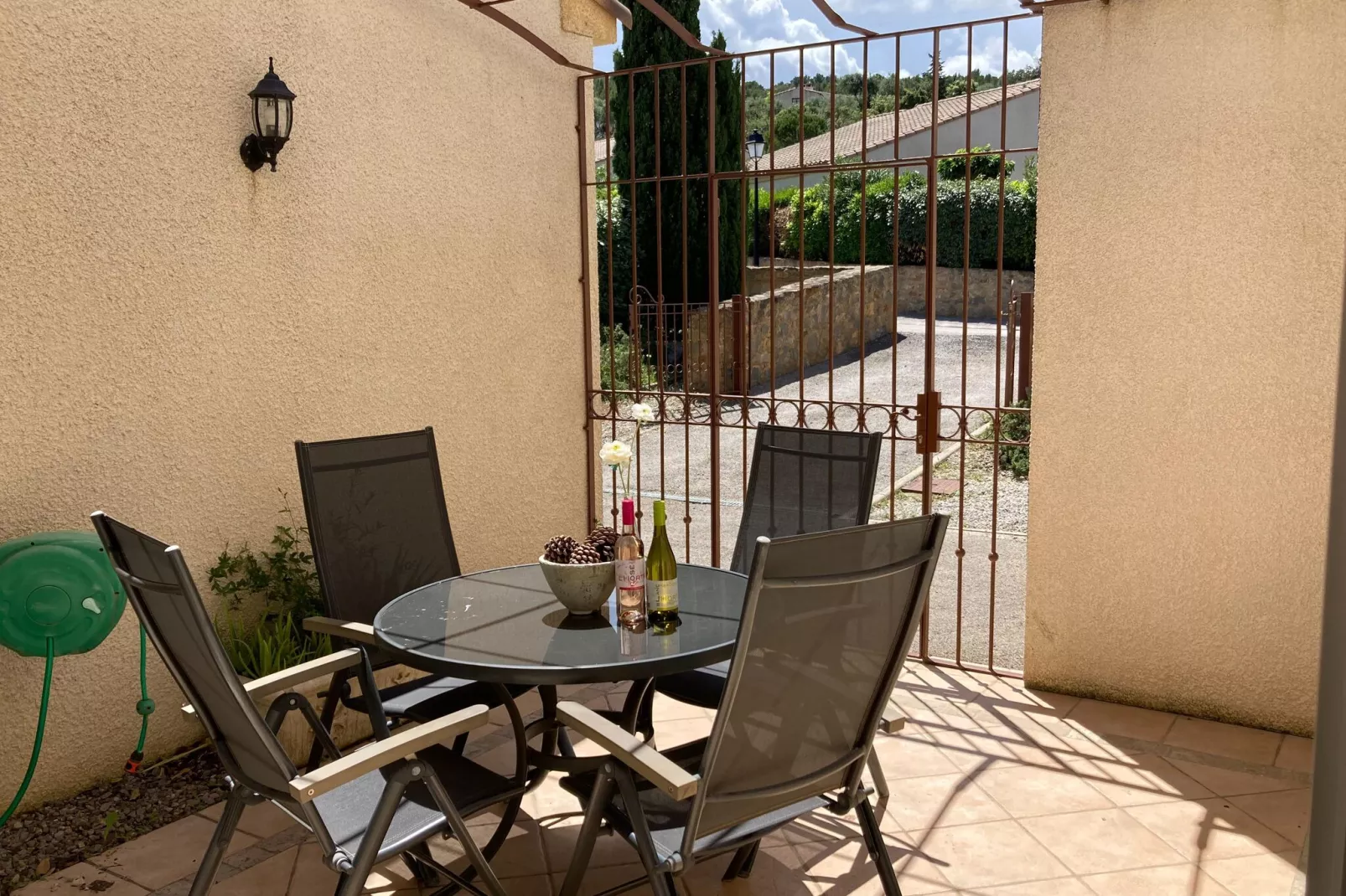 Villa Le Cabernet-Terrace balcony