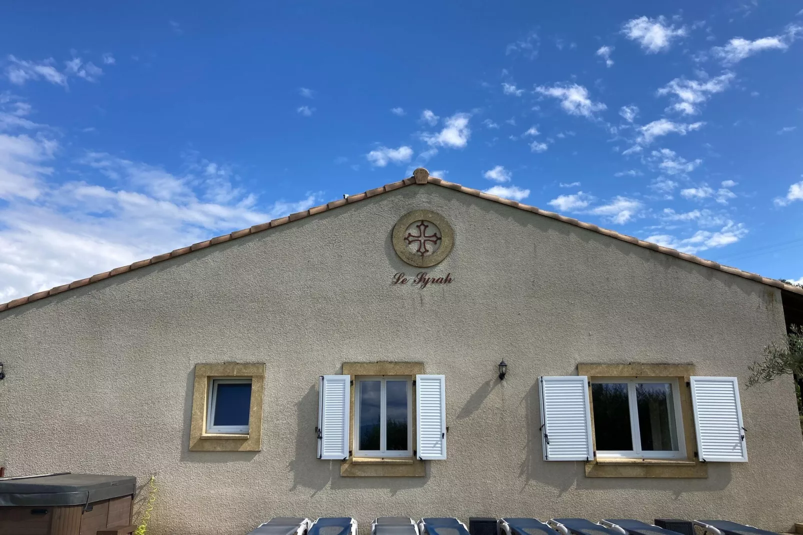 Villa le Syrah-Exterior summer