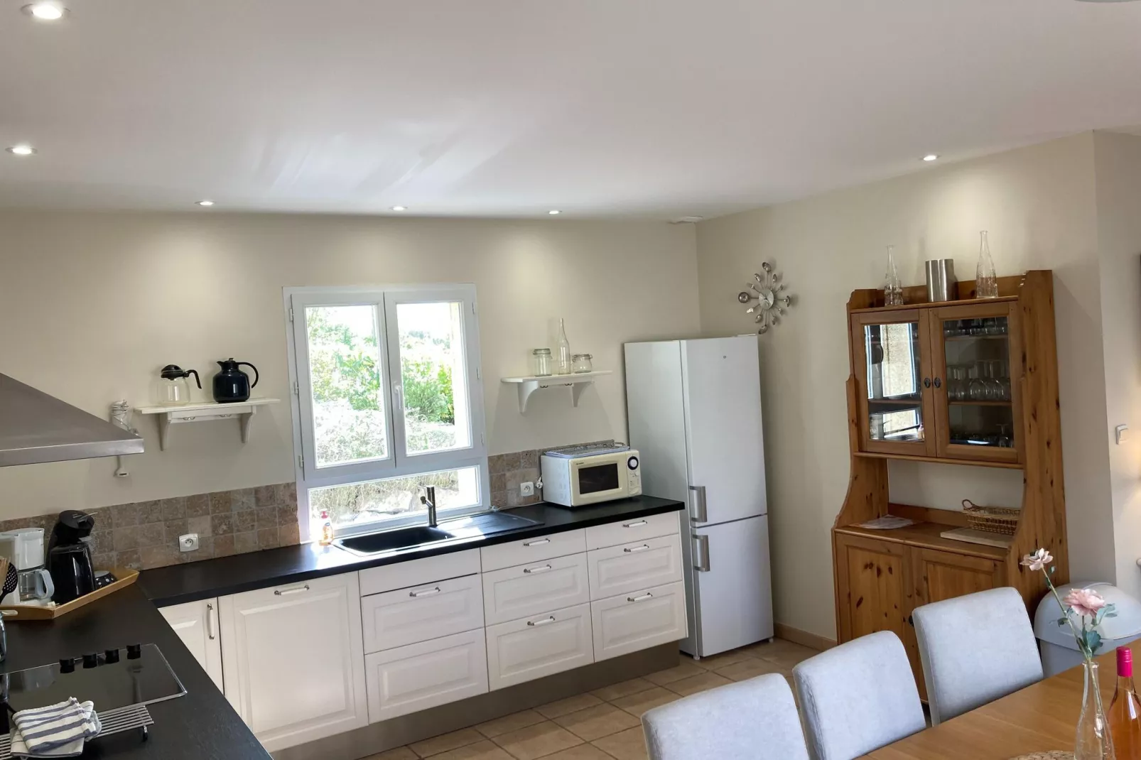 Villa le Syrah-Kitchen