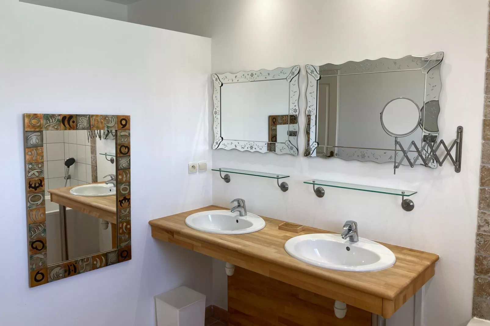 Villa le Syrah-Bathroom