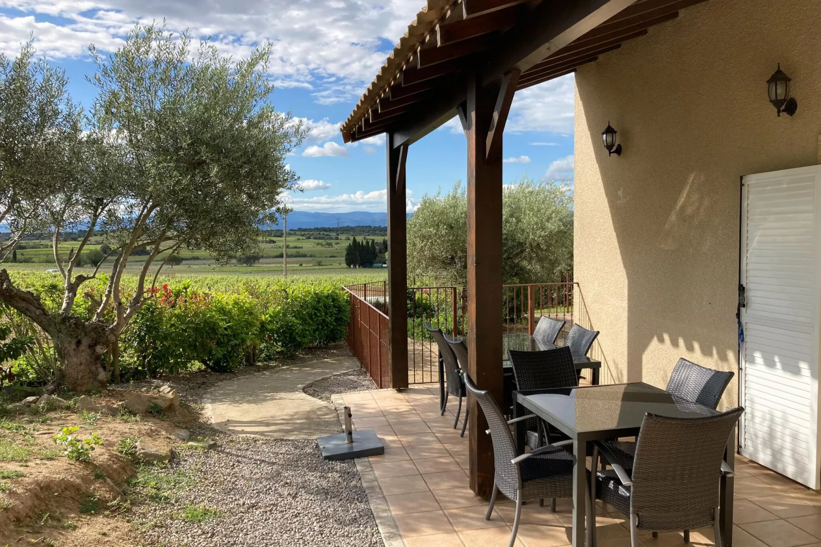 Villa le Syrah-Terrace balcony