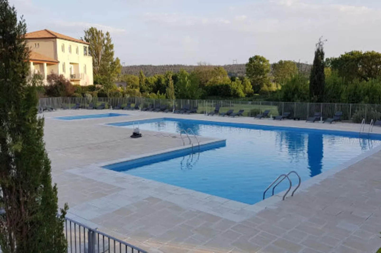 Résidence du Château de Jouarres - Azille // Studio 2 pers-Pool