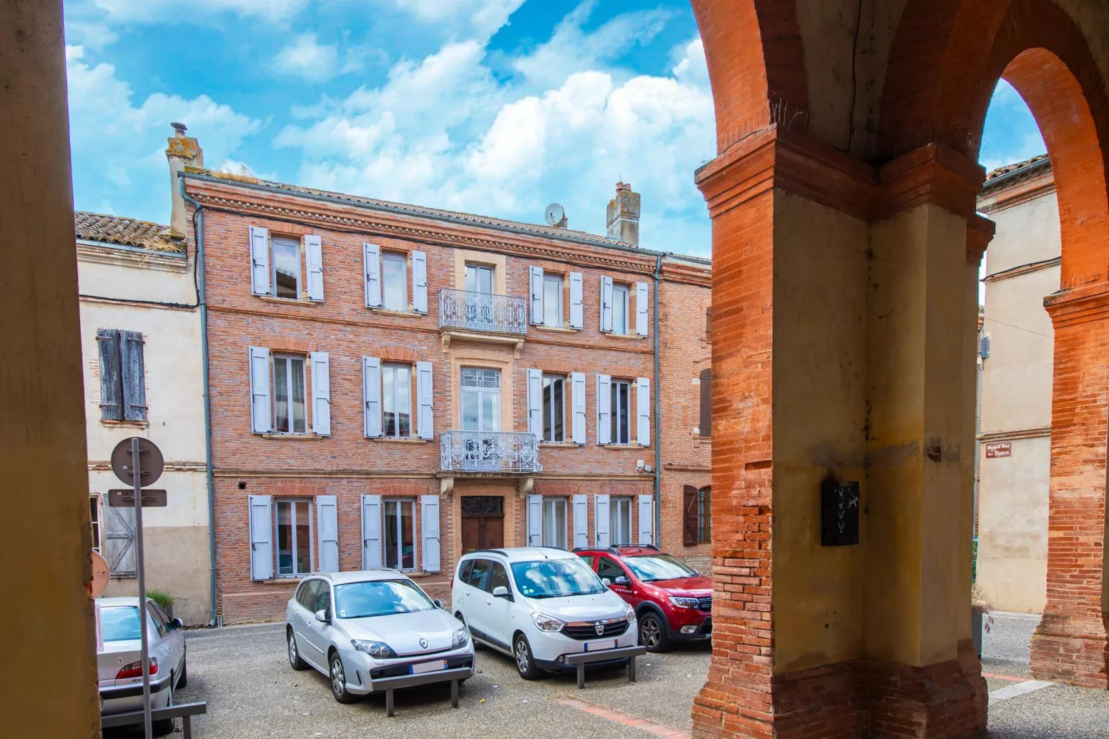 Hôtel PArticulier Buzet-sur-Tarn-View summer