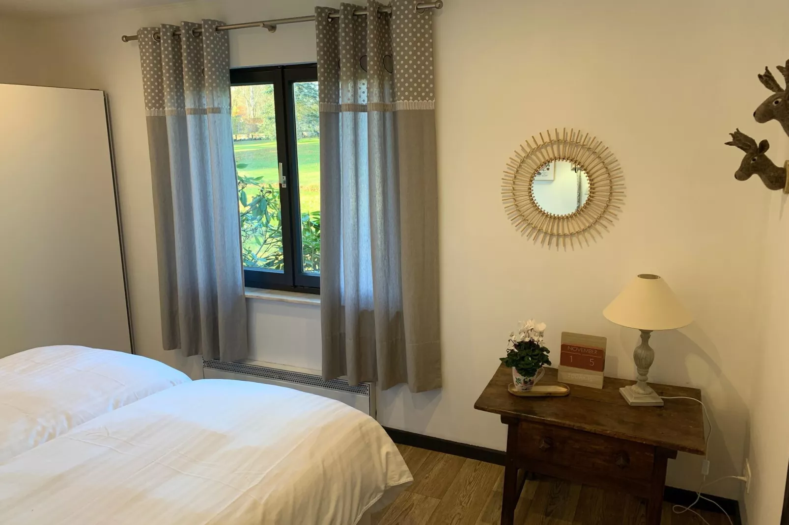 La Cote de Boué-Bedroom