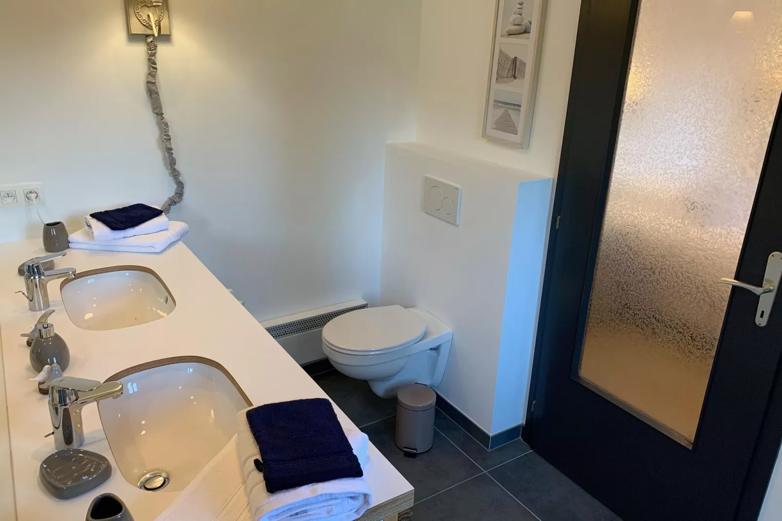 La Cote de Boué-Bathroom