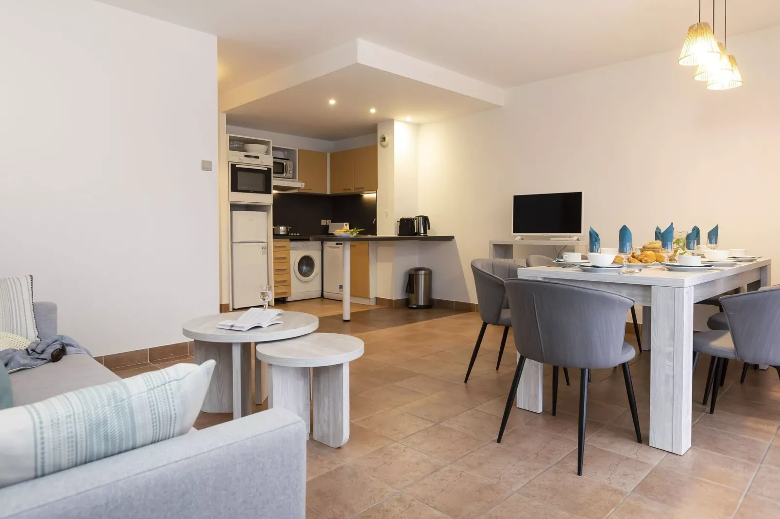Les Greens du Bassin 5-Living room