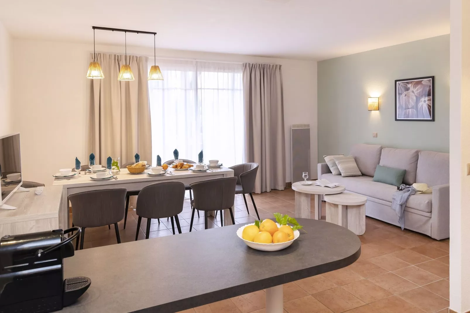 Les Greens du Bassin 5-Dining room