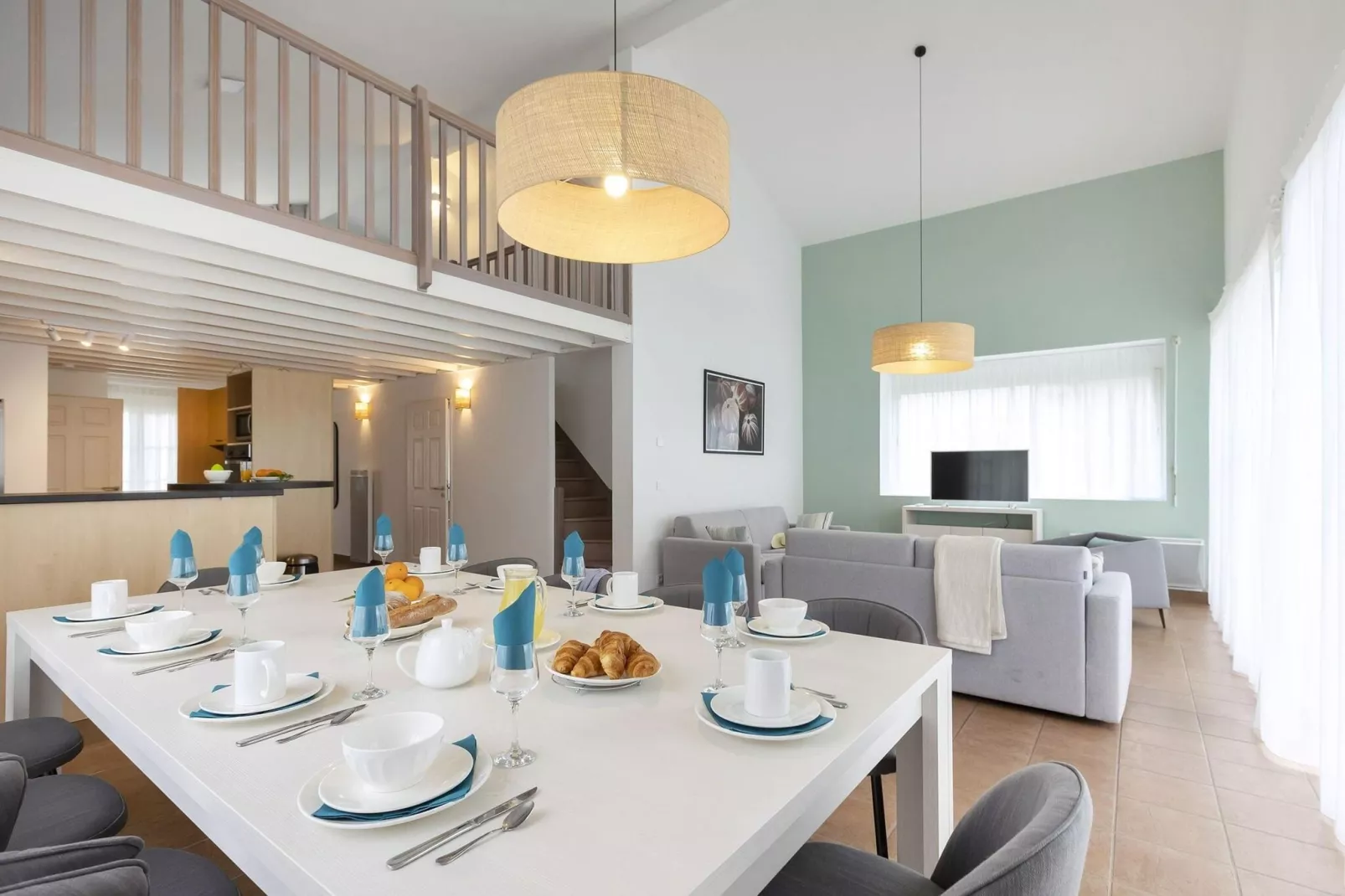 Les Greens du Bassin 5-Dining room