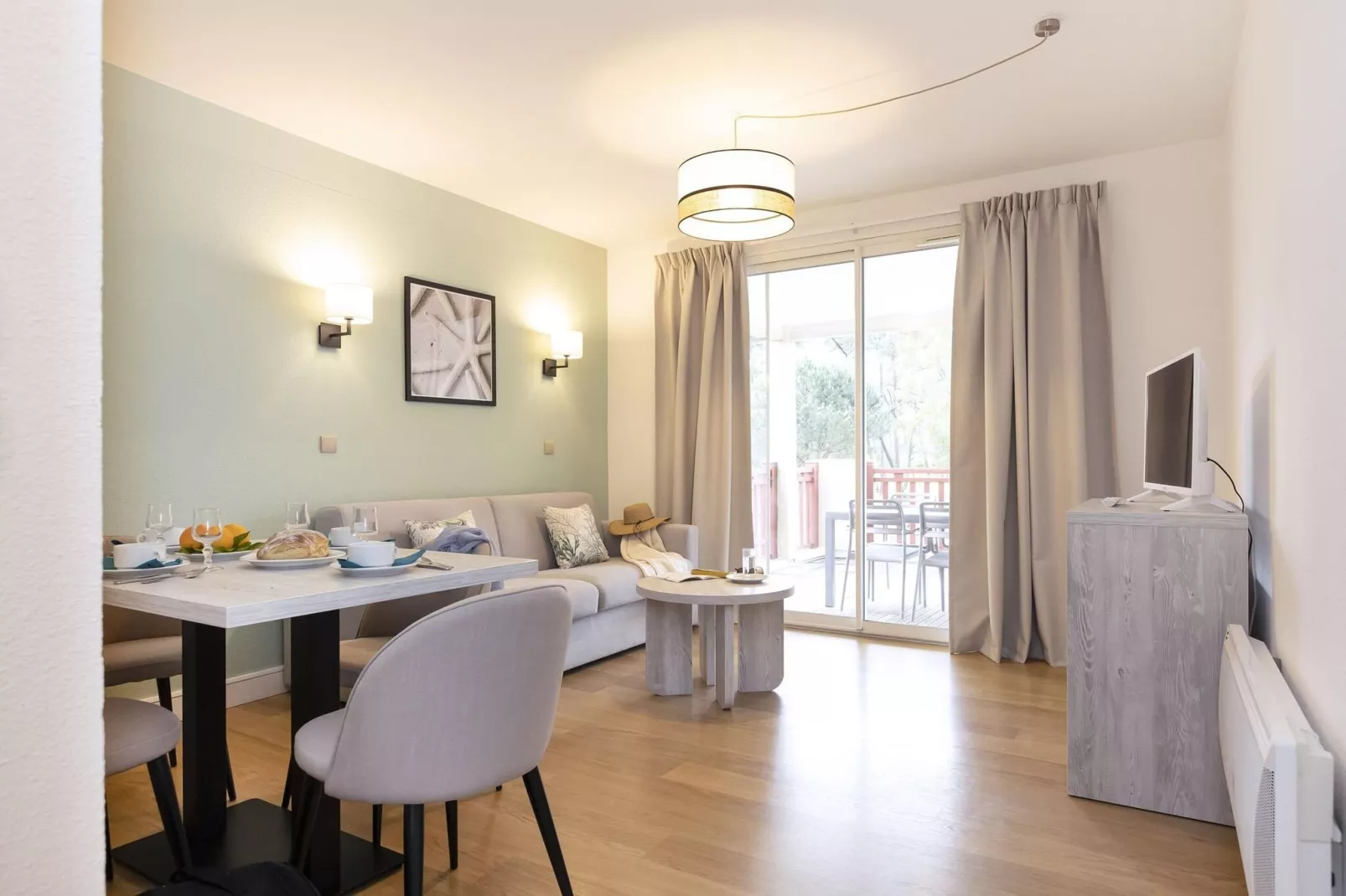 Les Greens du Bassin 4-Living room