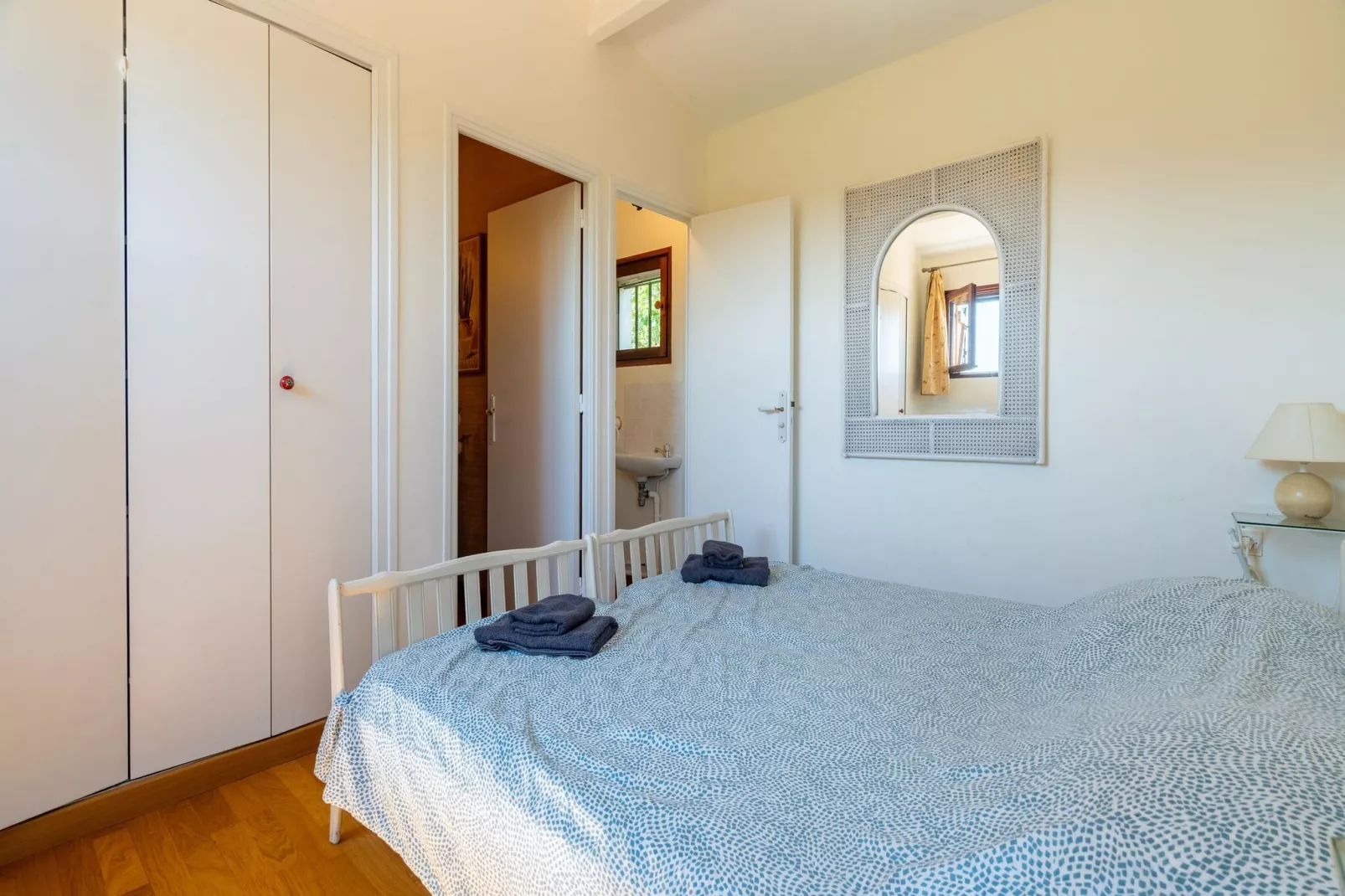 LA BOUSCADE MASTER & GUEST-Bedroom