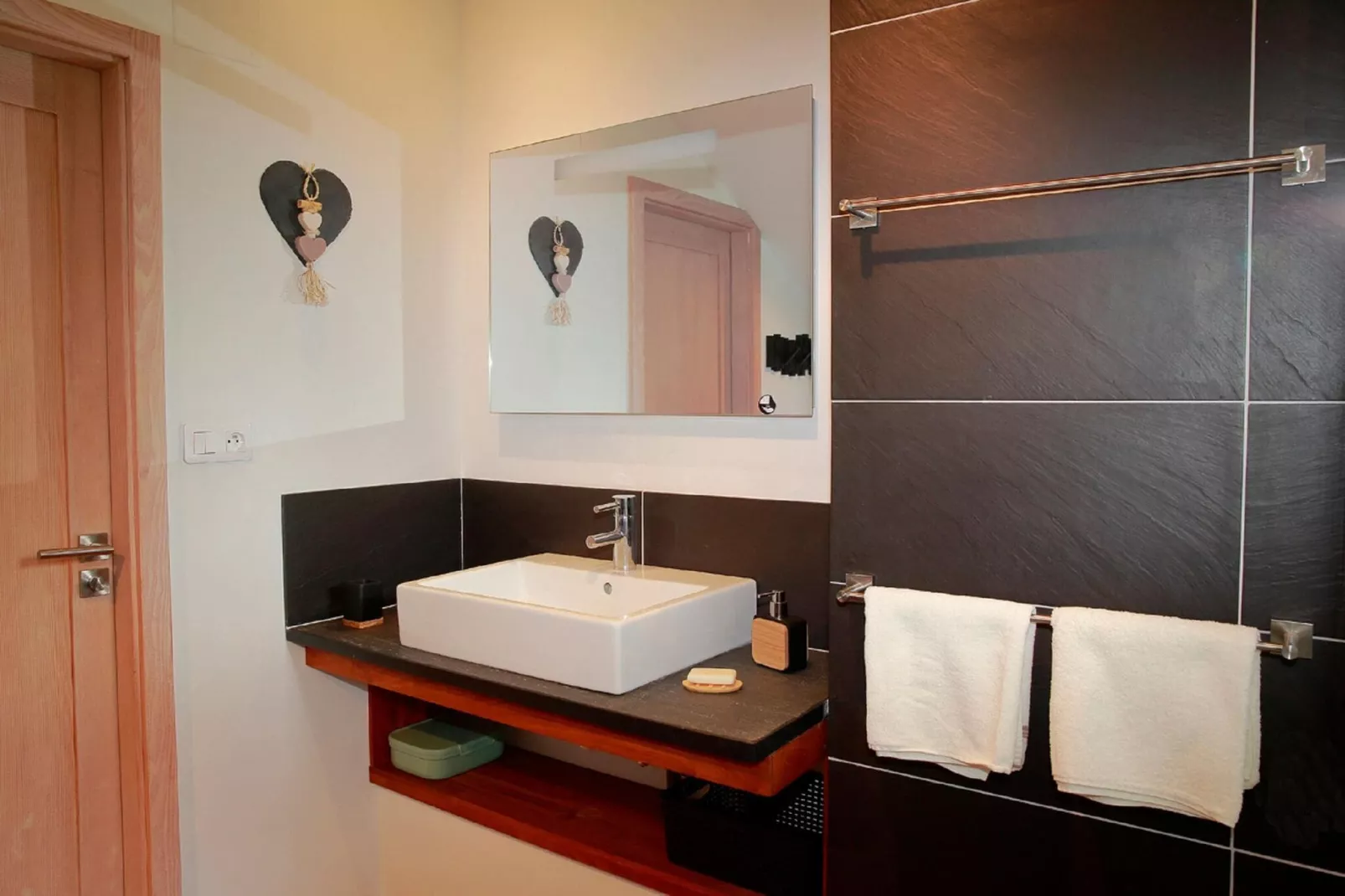 Gîte "Au bord de l'Eau "-Bathroom