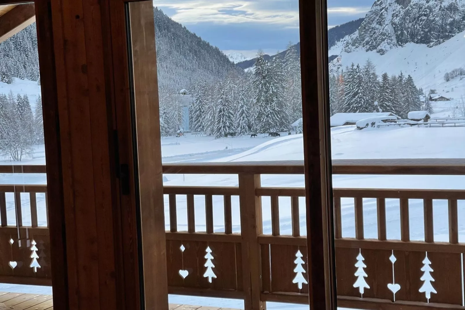 CHALET LE 360-Terrace balcony