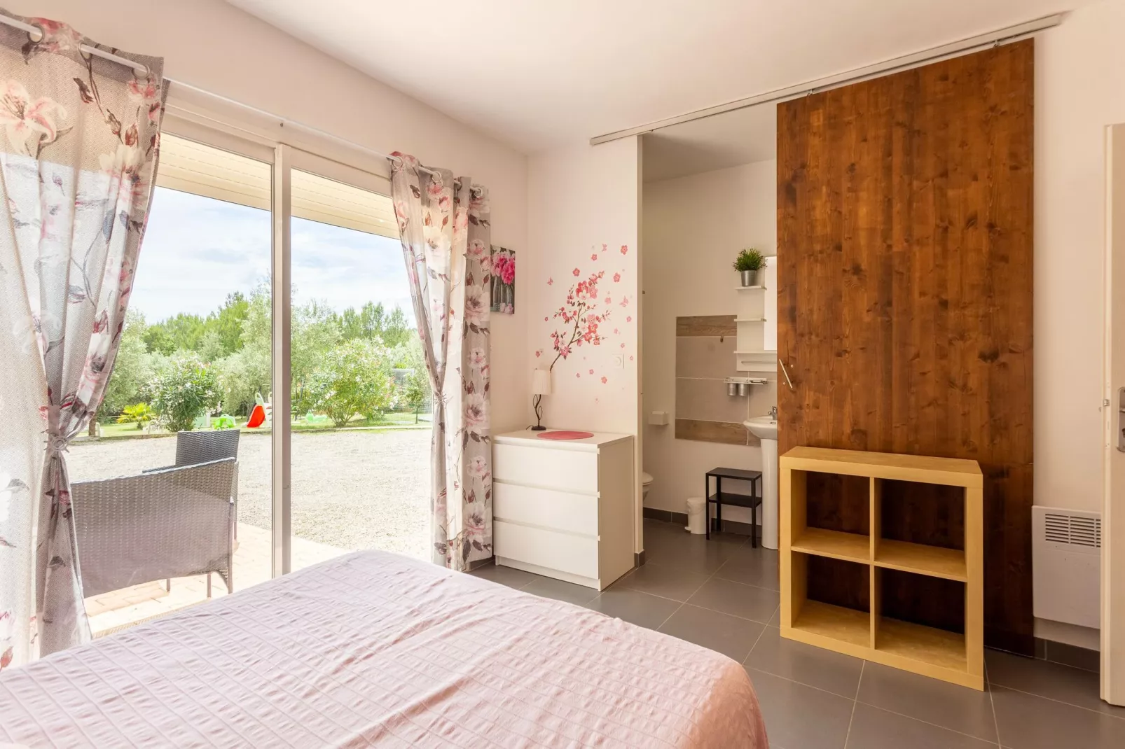 Les Oliviers-Bedroom