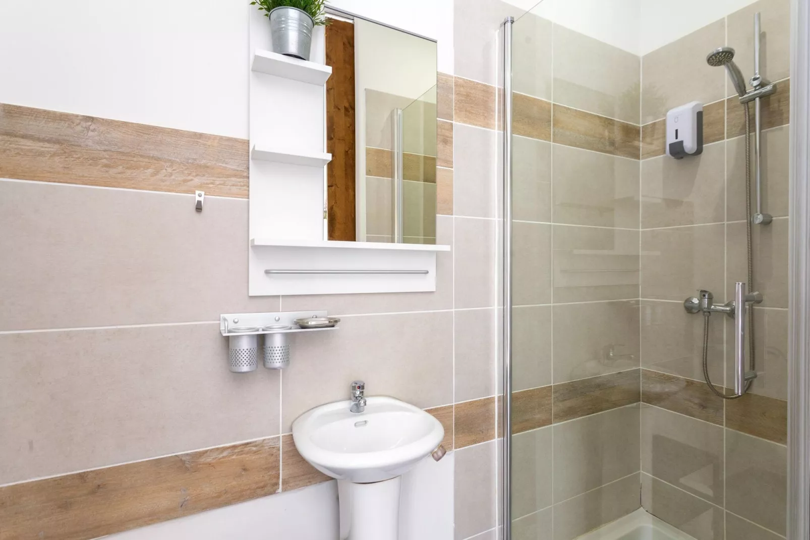 Les Oliviers-Bathroom