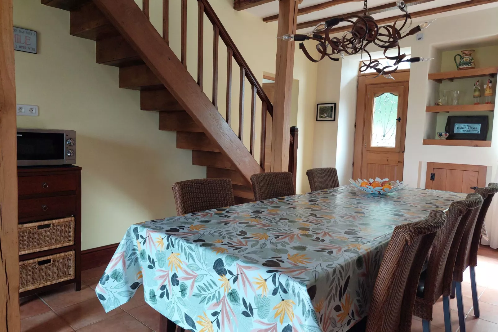 Maison de vacances Sussac-Dining room