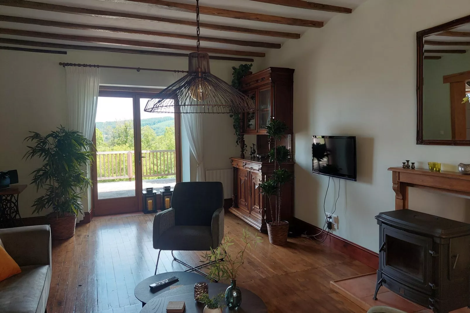 Maison de vacances Sussac-Living room