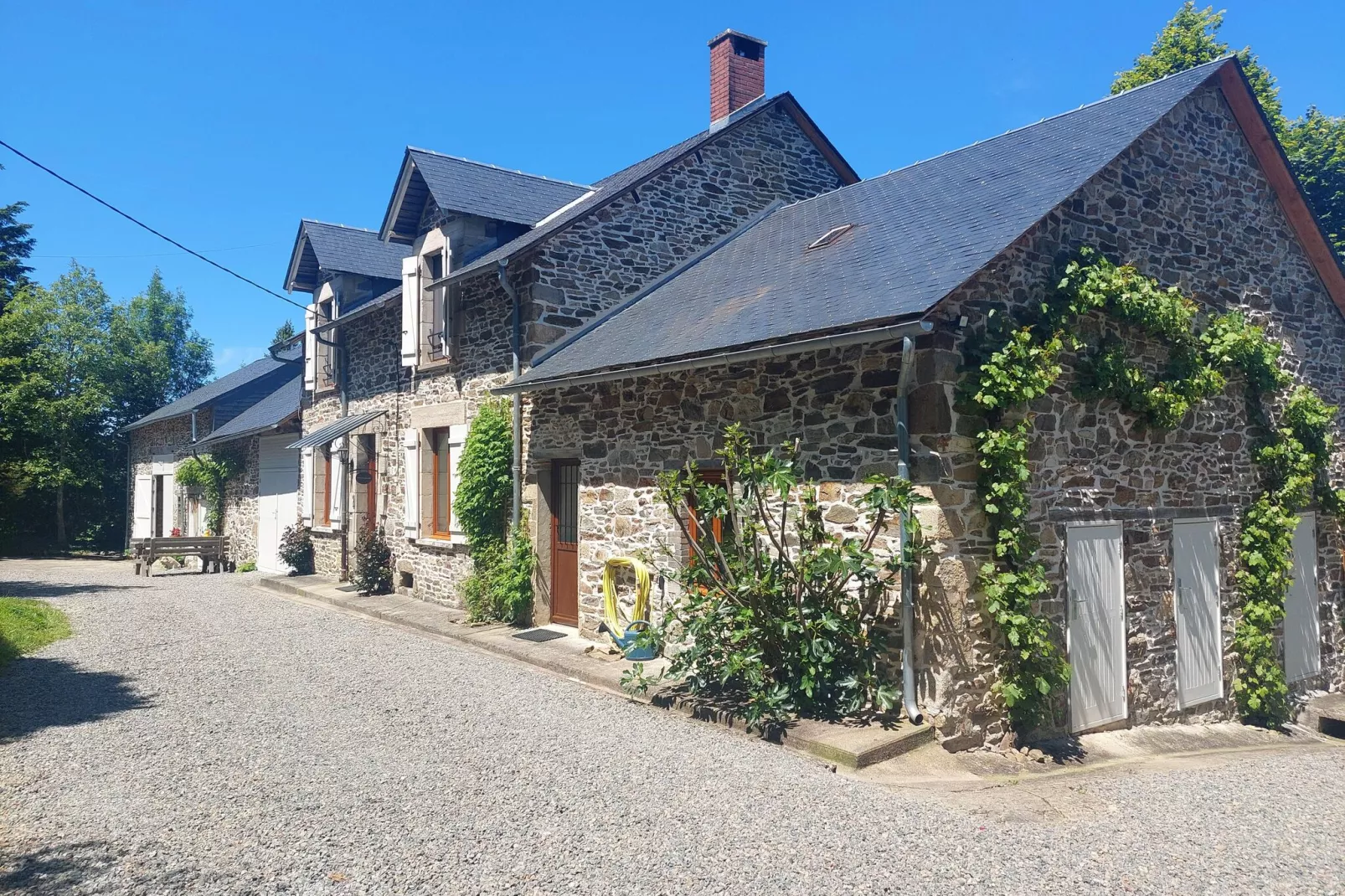 Maison de vacances Sussac-Exterior summer