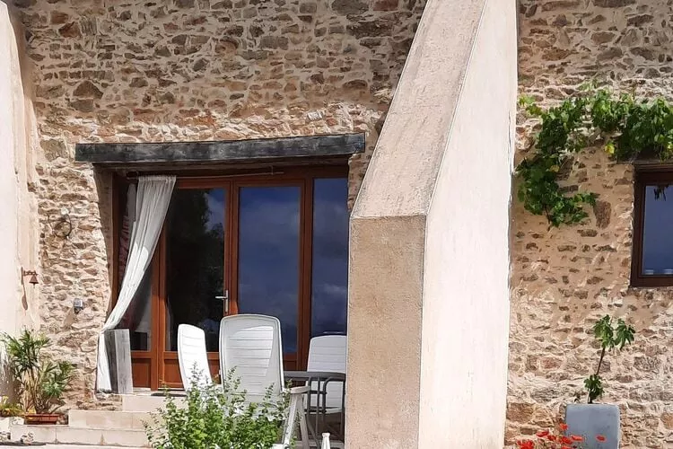 16 Chez Rambaud-Terrace balcony