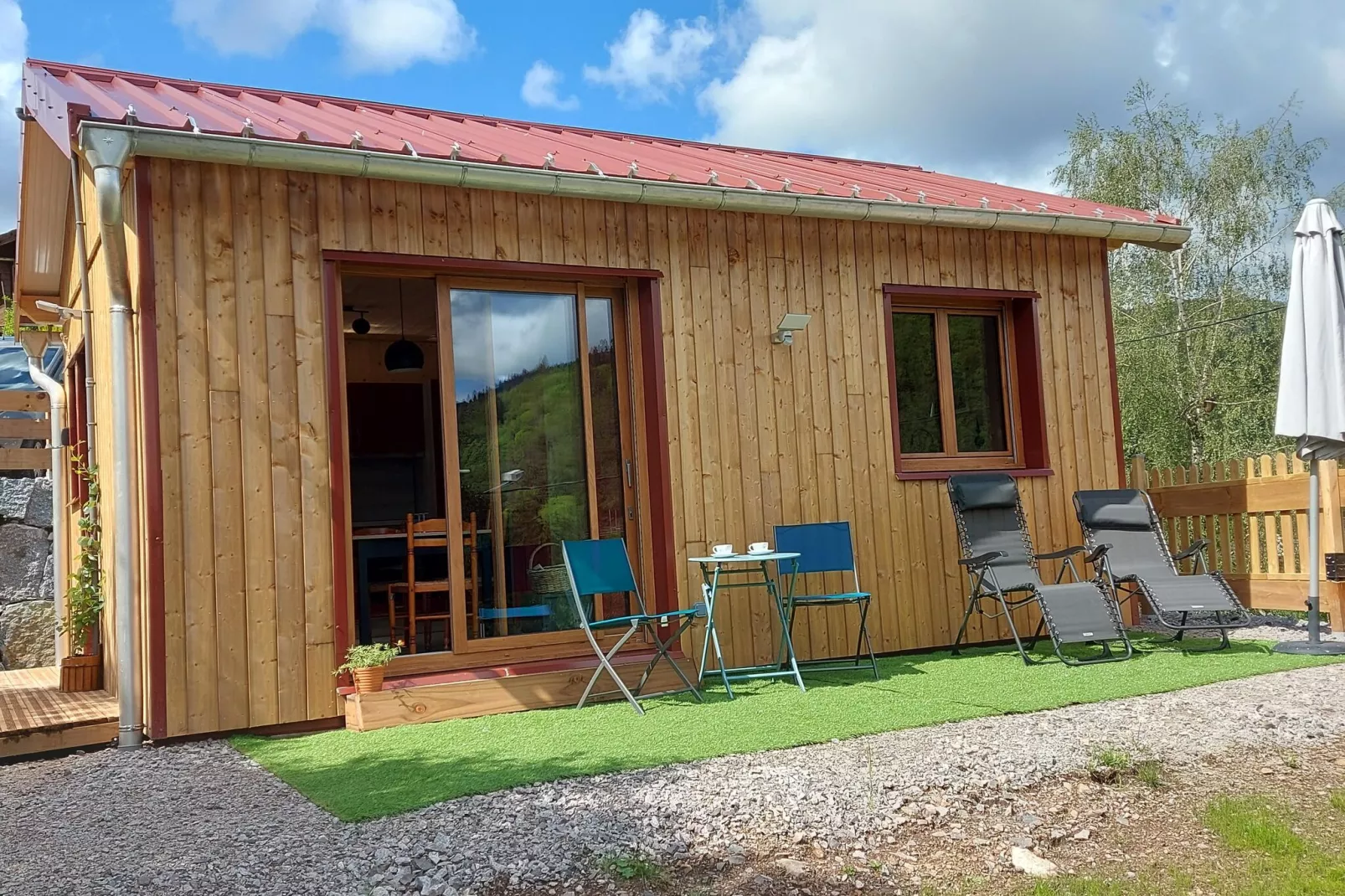 La Salamandre-Exterior summer