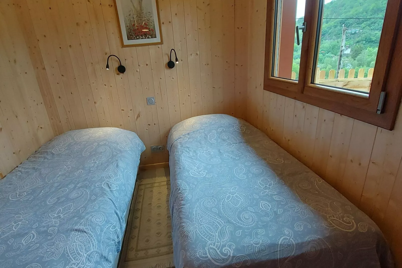 La Salamandre-Bedroom