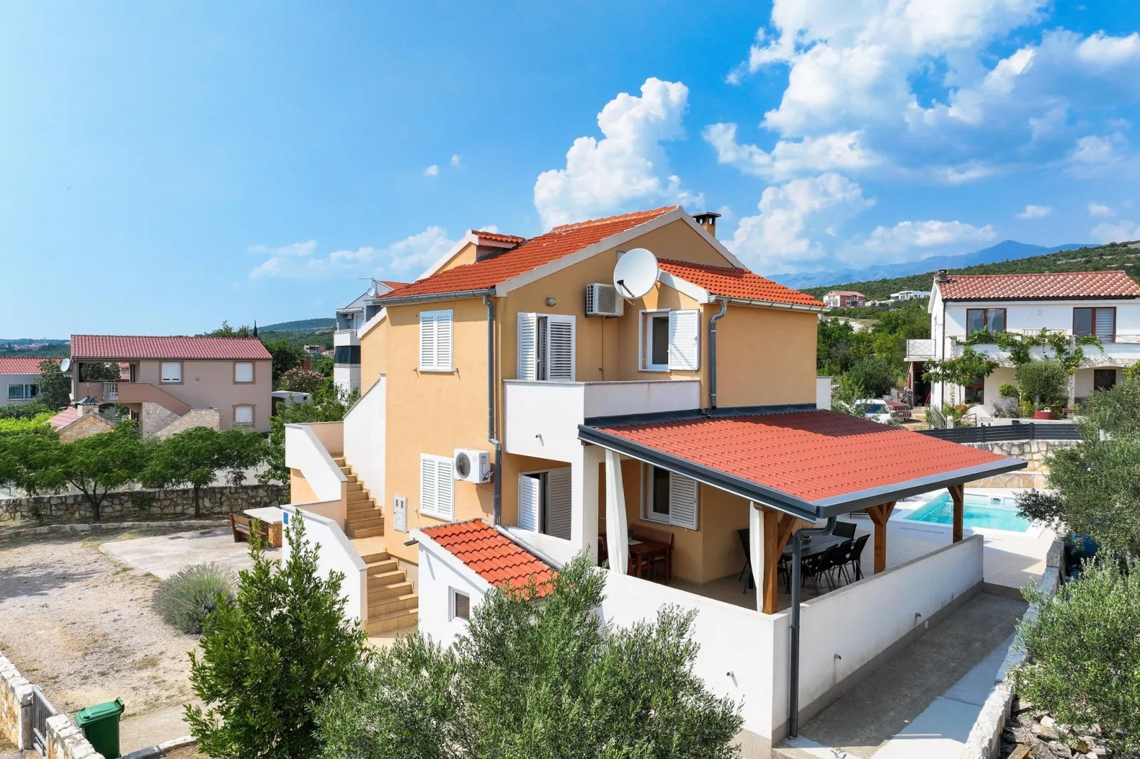 Holiday home Nekic-Exterior summer