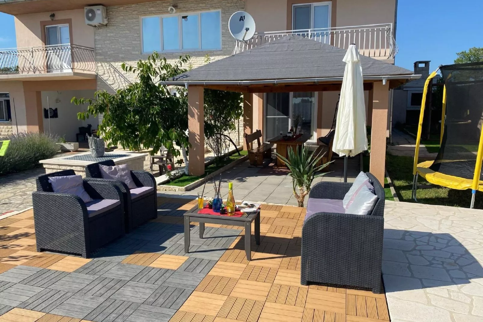 Holiday home MAJA 3-Terrassenbalkon