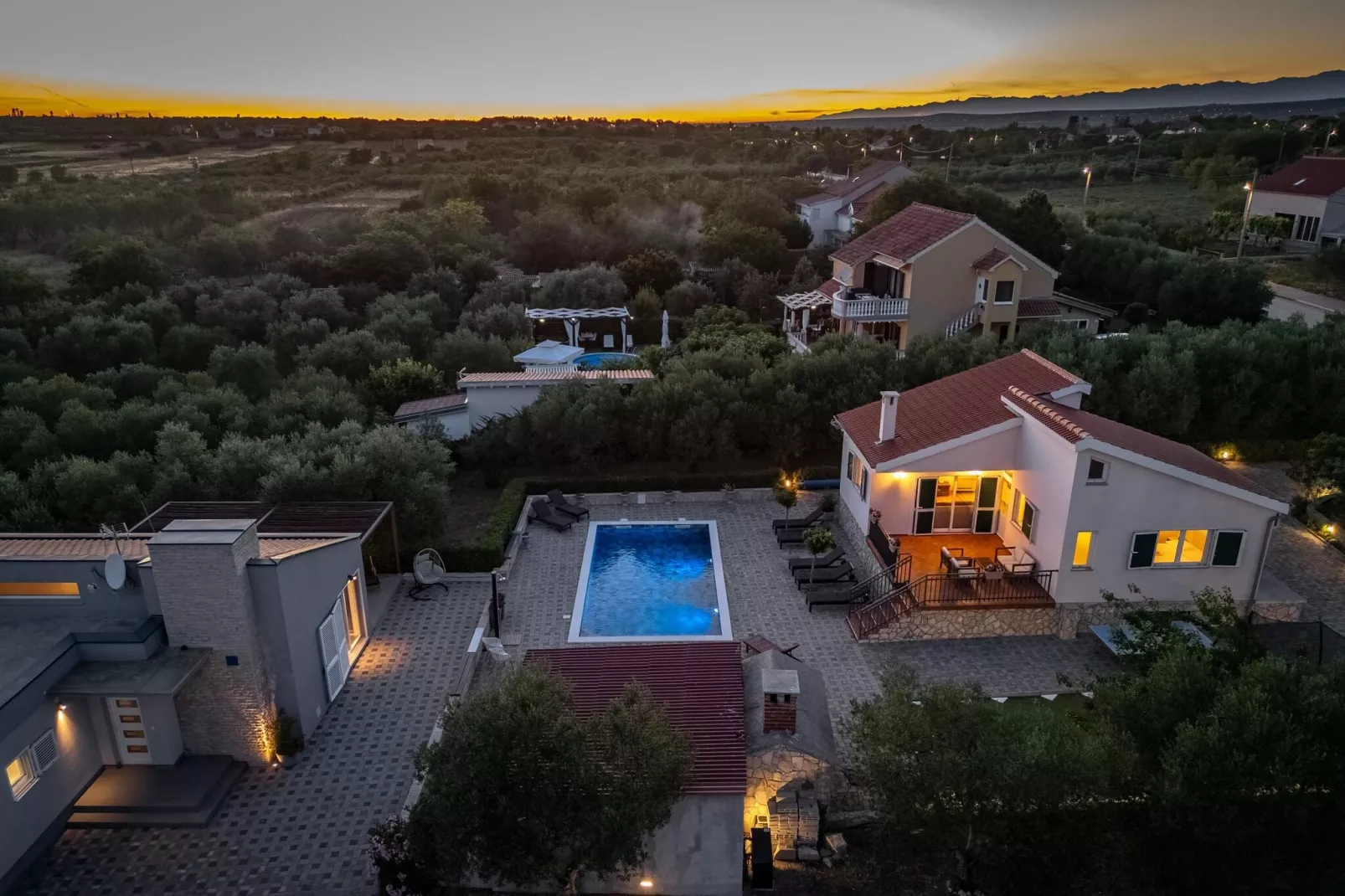 Villa Divinus-Exterior summer