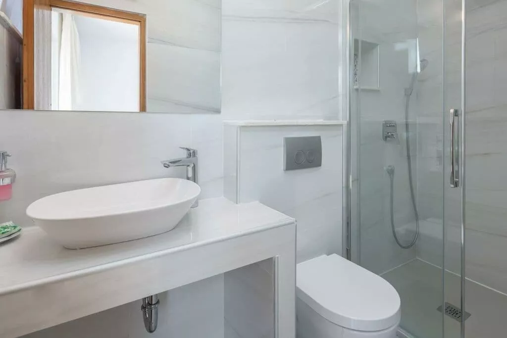 227095-Bathroom