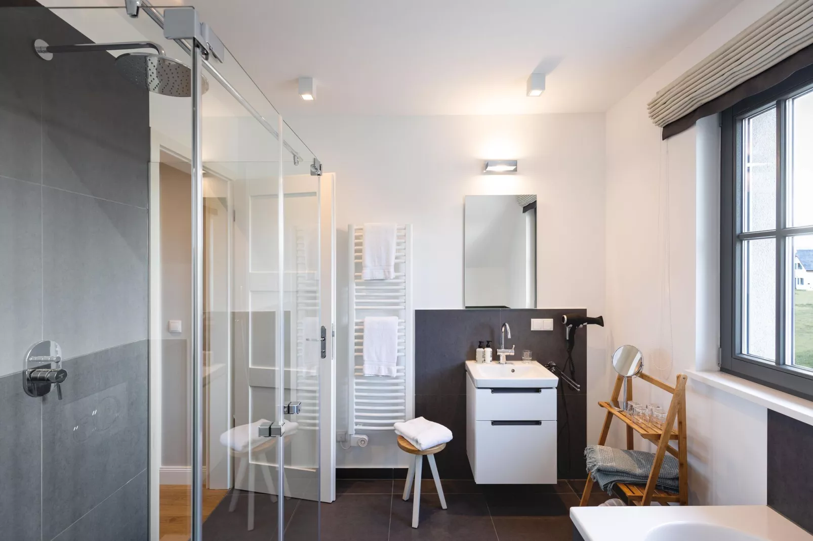 Reetvilla Superior 4 Personen-Salle de bain