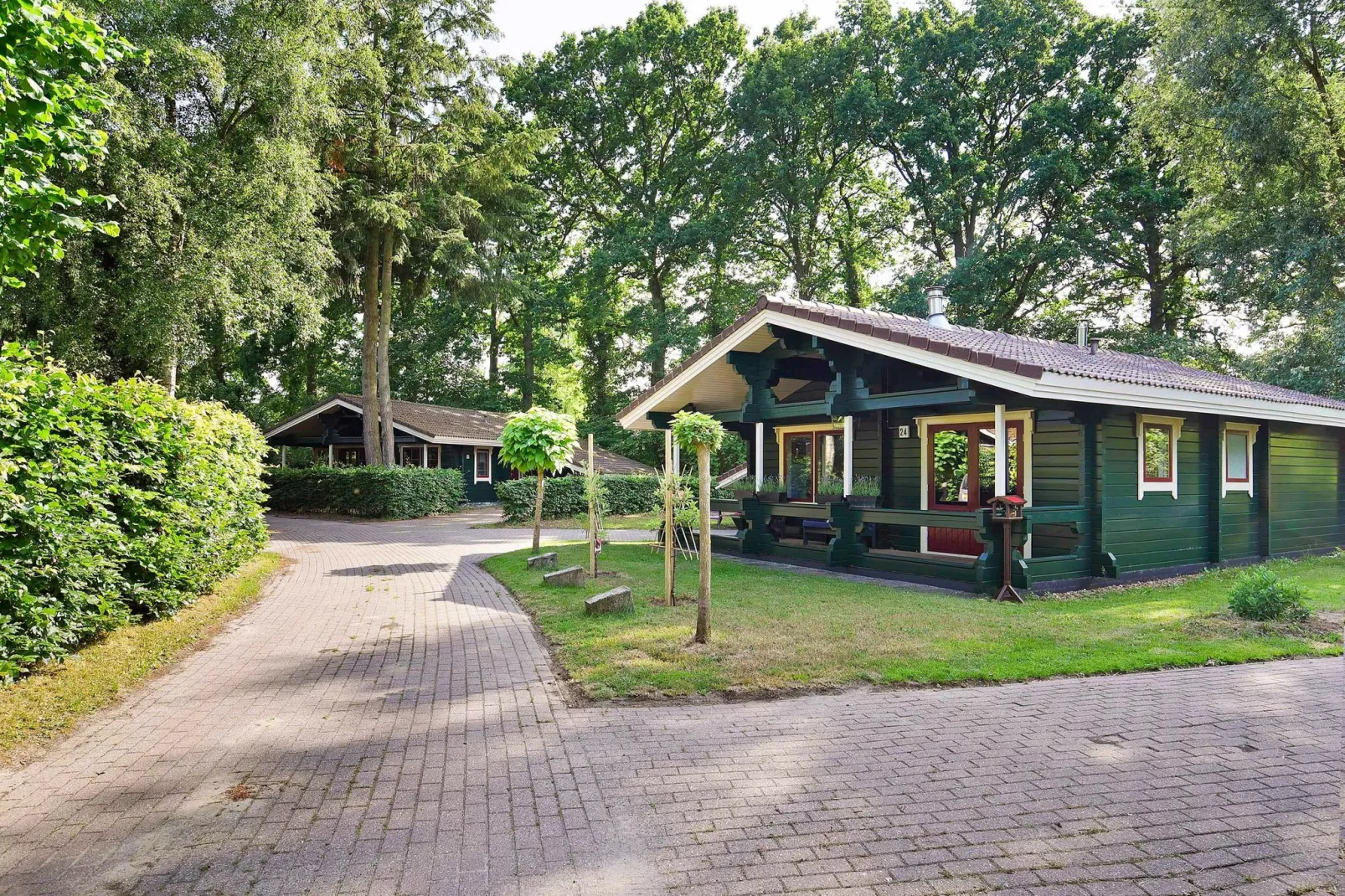 Kukeluusje-Exterior summer