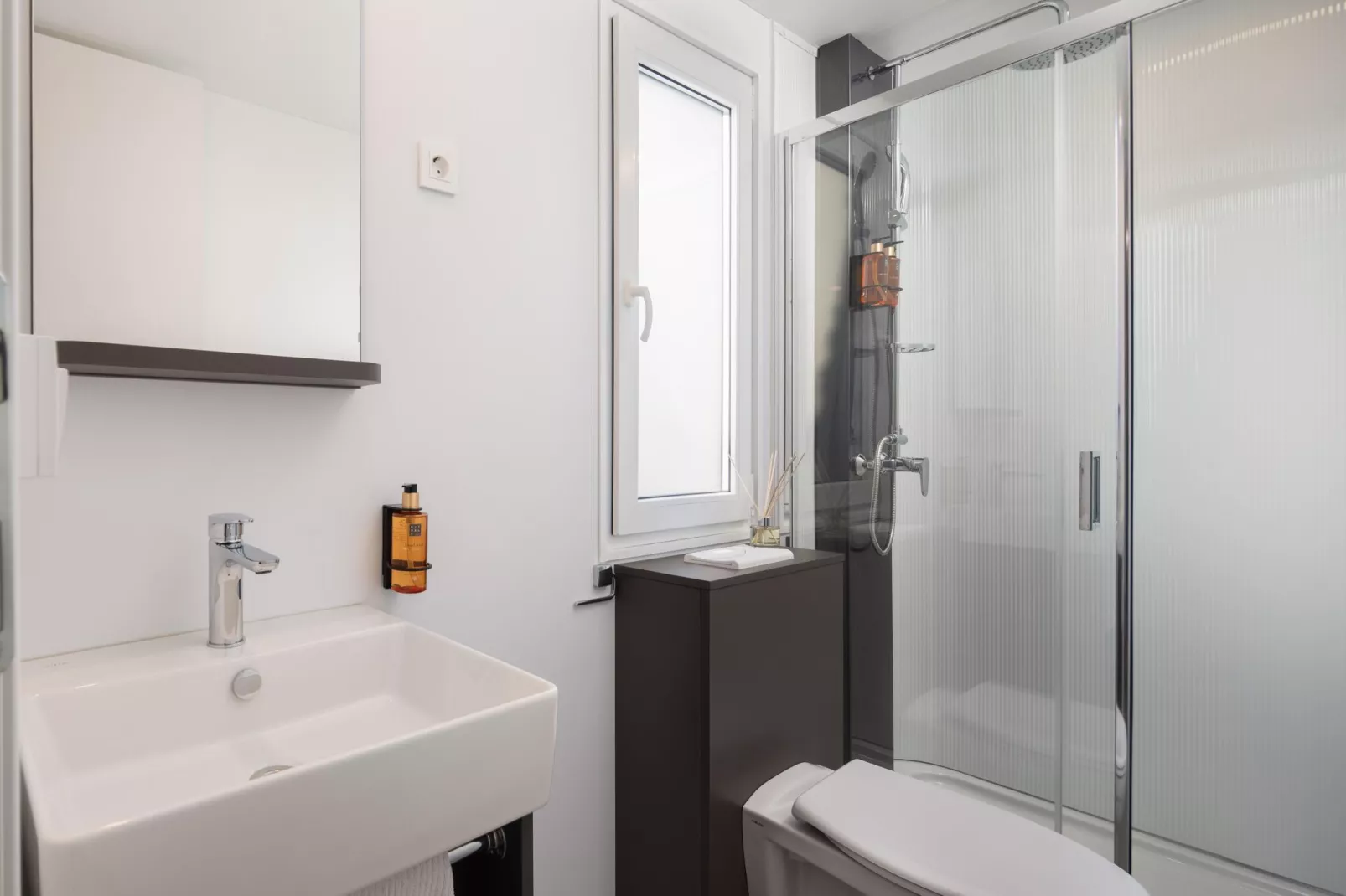AMINESS AVALONA Camping Resort Povljana Insel Pag PREMIUM Holiday Home-Bathroom